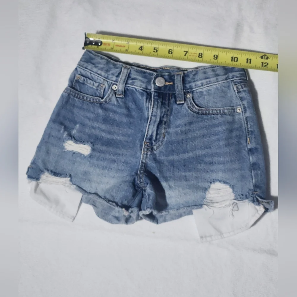 OLD NAVY Bundle 3 girl shorts's Denim and Yellow  .size 8.